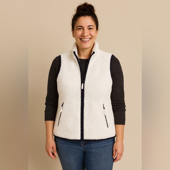 Talbots Faux Sherpa White Vest Size MP - Picture 1 of 6